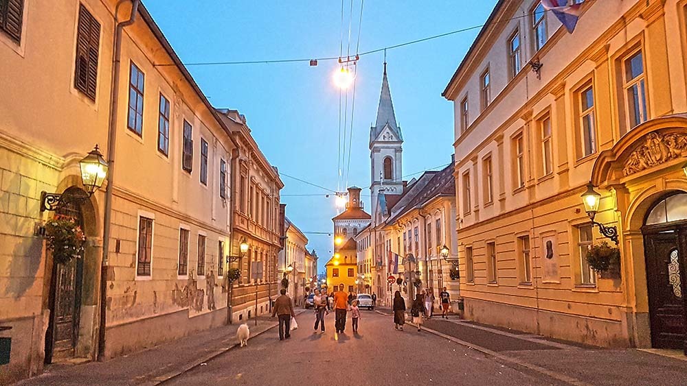 https://mdw-travel-data-us-east-1.s3.amazonaws.com/img/country/Croatia/Upper-Town--Gornji-Grad-/img_03.jpg