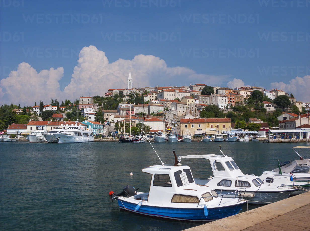 https://mdw-travel-data-us-east-1.s3.amazonaws.com/img/country/Croatia/Vrsar-Old-Town/img_00.jpg