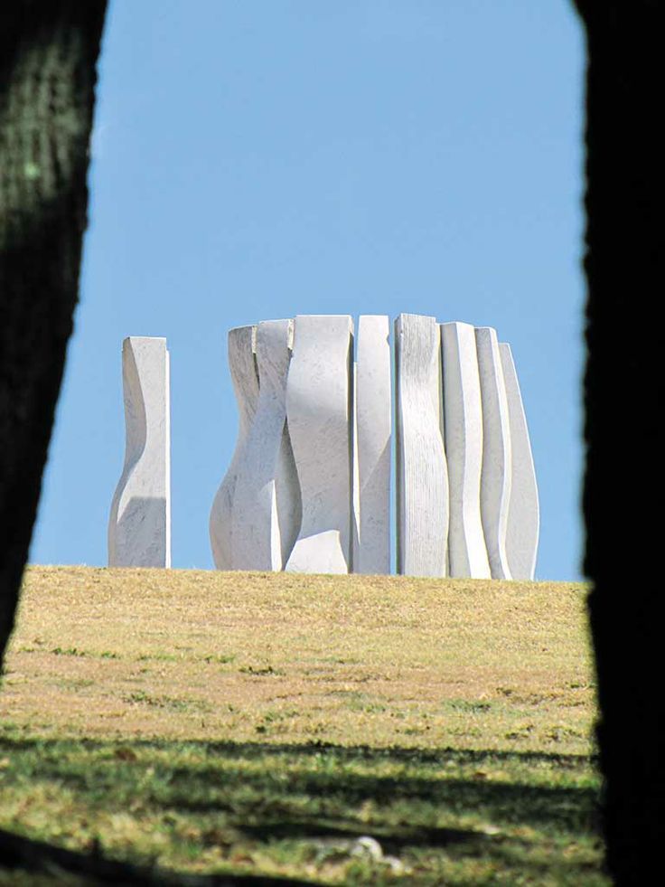 https://mdw-travel-data-us-east-1.s3.amazonaws.com/img/country/Croatia/Vrsar-Sculpture-Park/img_01.jpg