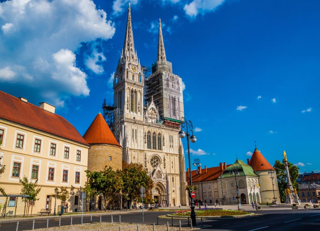 https://mdw-travel-data-us-east-1.s3.amazonaws.com/img/country/Croatia/Zagreb-Old-Town/img_01.jpg