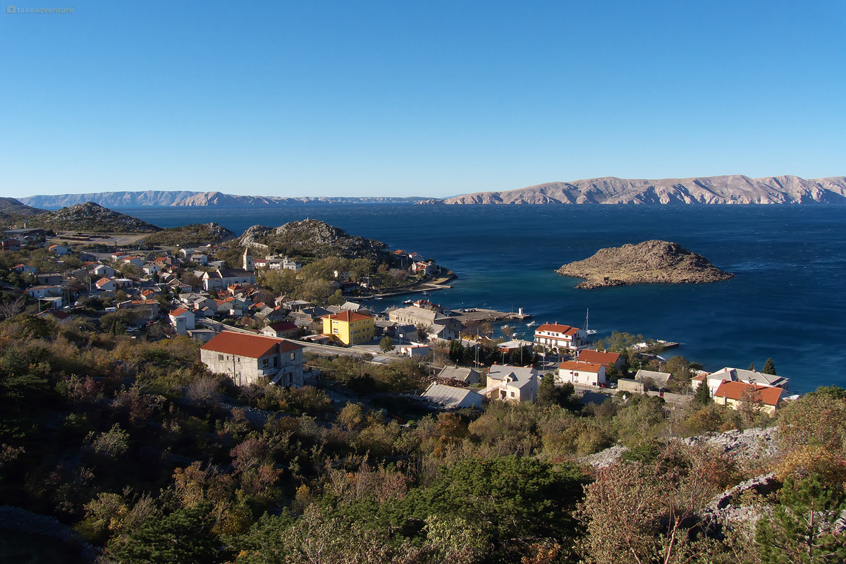 https://mdw-travel-data-us-east-1.s3.amazonaws.com/img/country/Croatia/Zavizan/img_01.jpg