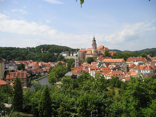 https://mdw-travel-data-us-east-1.s3.amazonaws.com/img/country/Czech-Republic/Barokni-kasna/img_03.jpg