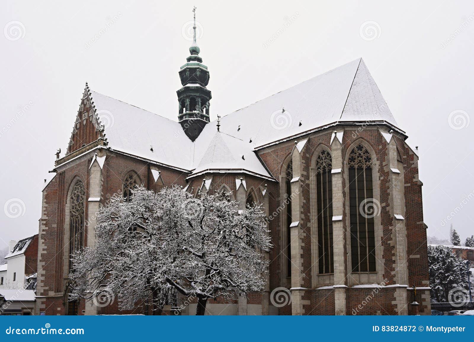 https://mdw-travel-data-us-east-1.s3.amazonaws.com/img/country/Czech-Republic/Basilica-of-the-Assumption-of-the-Virgin-Mary/img_00.jpg