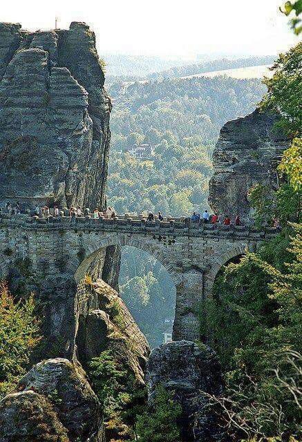 https://mdw-travel-data-us-east-1.s3.amazonaws.com/img/country/Czech-Republic/Bastei-Bridge/img_03.jpg