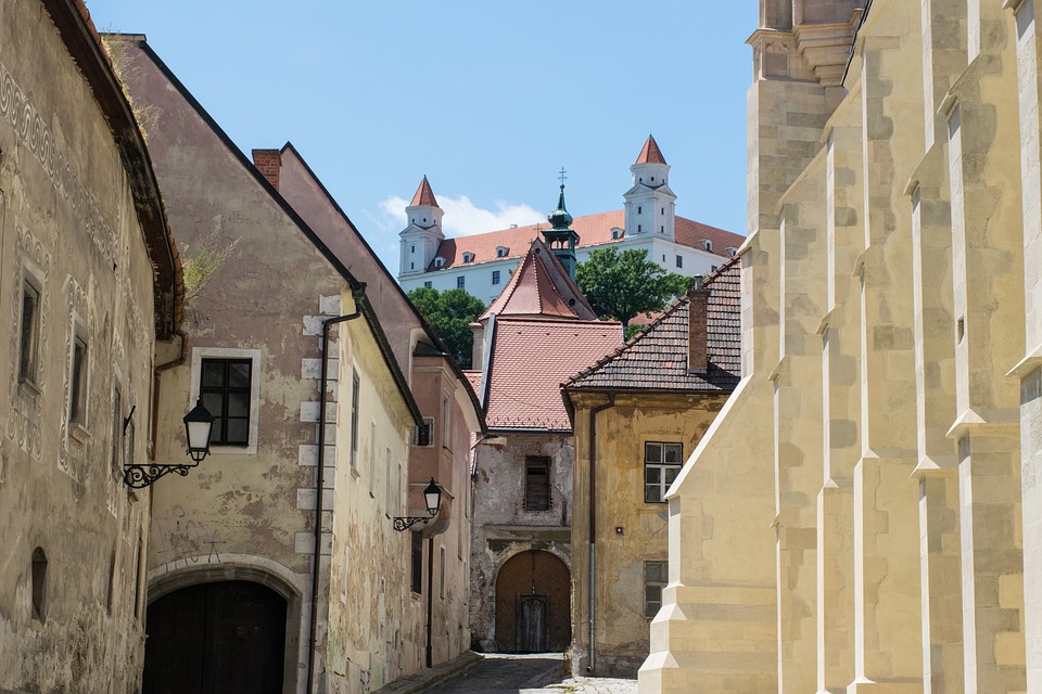 https://mdw-travel-data-us-east-1.s3.amazonaws.com/img/country/Czech-Republic/Bratislava-City-Museum/img_02.jpg