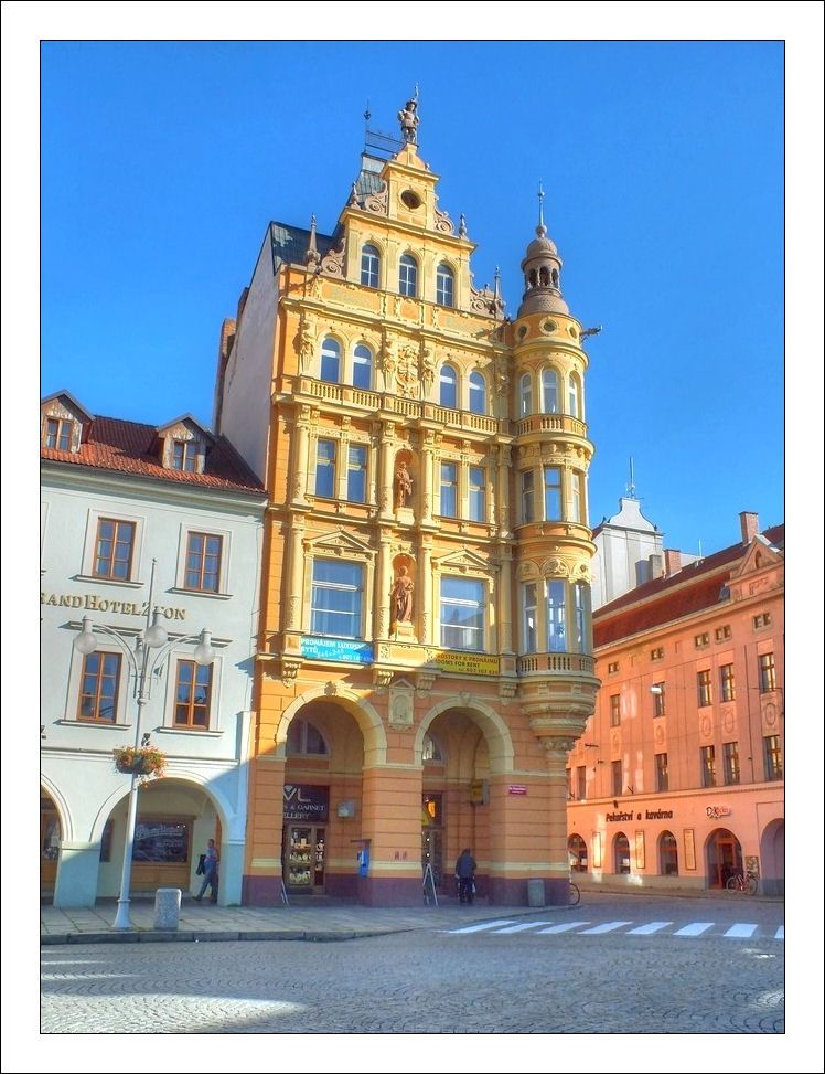 https://mdw-travel-data-us-east-1.s3.amazonaws.com/img/country/Czech-Republic/Budweis-Brewery/img_03.jpg