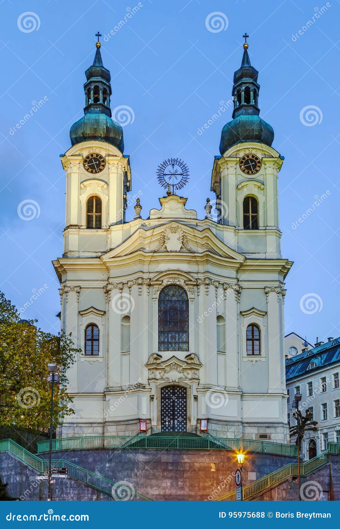 https://mdw-travel-data-us-east-1.s3.amazonaws.com/img/country/Czech-Republic/Church-Of-St-Mary-Magdalene/img_02.jpg