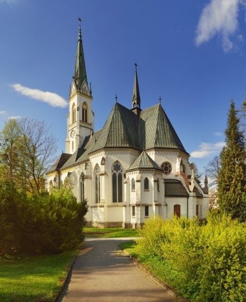 https://mdw-travel-data-us-east-1.s3.amazonaws.com/img/country/Czech-Republic/Church-of-St-Bartholomew/img_01.jpg