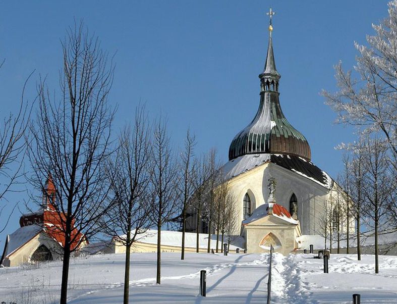 https://mdw-travel-data-us-east-1.s3.amazonaws.com/img/country/Czech-Republic/Church-of-St-John-of-Nepomuk-at-Zelena-hora/img_01.jpg