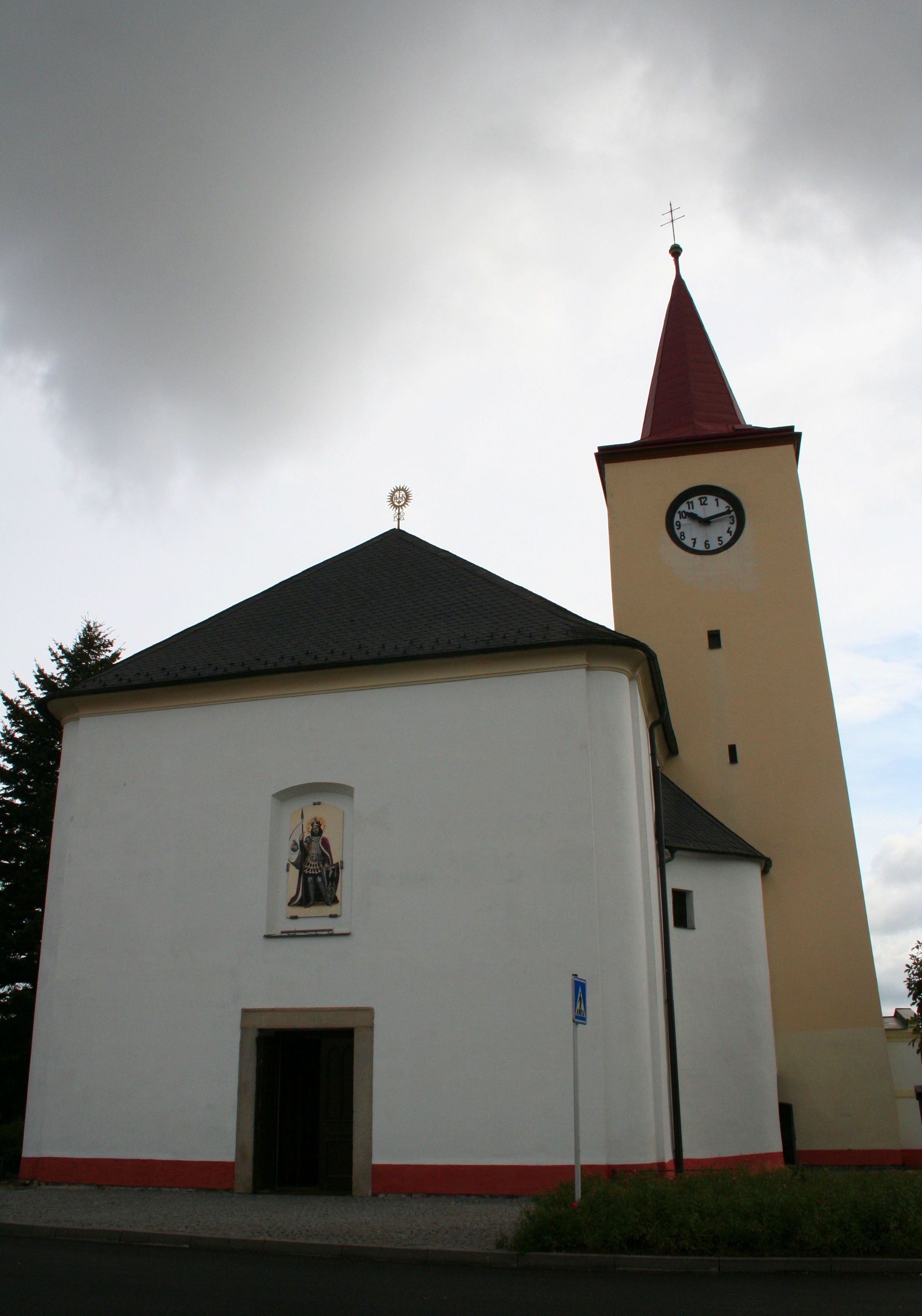 https://mdw-travel-data-us-east-1.s3.amazonaws.com/img/country/Czech-Republic/Church-of-St-Wenceslaus/img_02.jpg