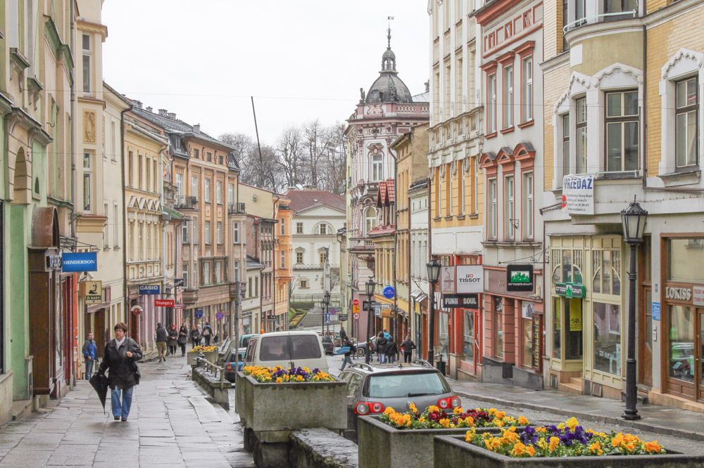 https://mdw-travel-data-us-east-1.s3.amazonaws.com/img/country/Czech-Republic/Cieszyn/img_01.jpg