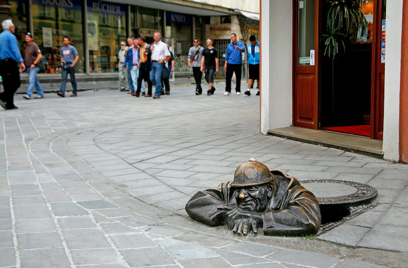 https://mdw-travel-data-us-east-1.s3.amazonaws.com/img/country/Czech-Republic/Cumil/img_02.jpg