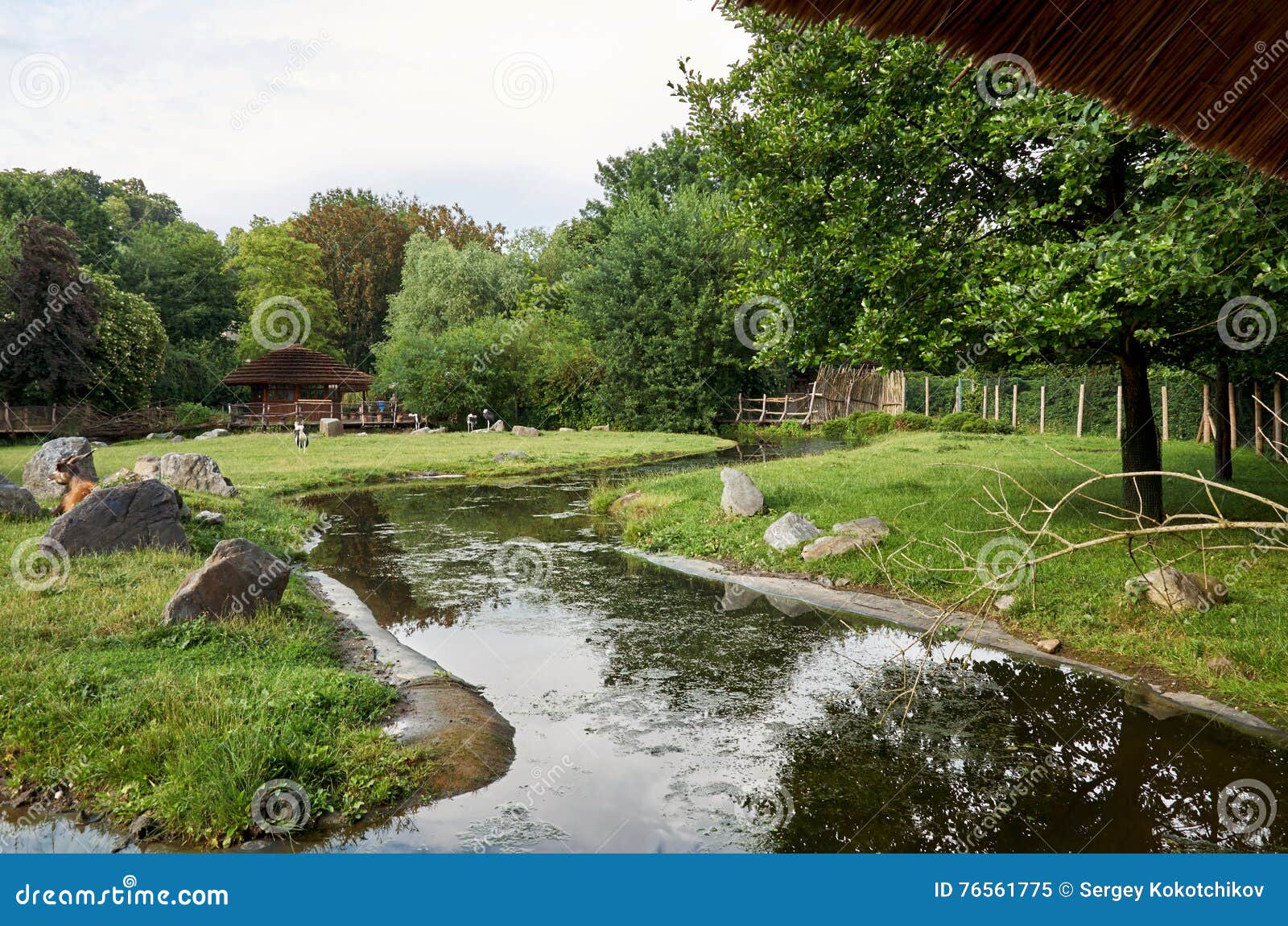 https://mdw-travel-data-us-east-1.s3.amazonaws.com/img/country/Czech-Republic/Decin-Zoo/img_03.jpg