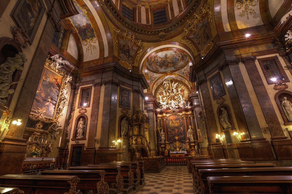 https://mdw-travel-data-us-east-1.s3.amazonaws.com/img/country/Czech-Republic/Francis-of-Assisi-Church/img_00.jpg