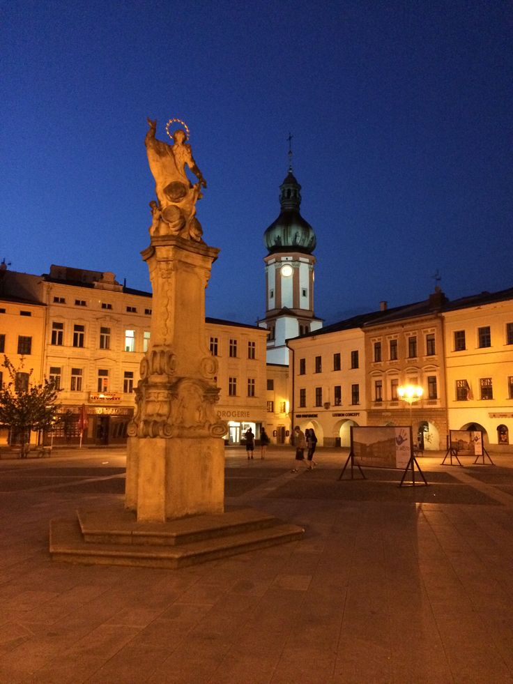 https://mdw-travel-data-us-east-1.s3.amazonaws.com/img/country/Czech-Republic/Frydek-Mistek/img_03.jpg