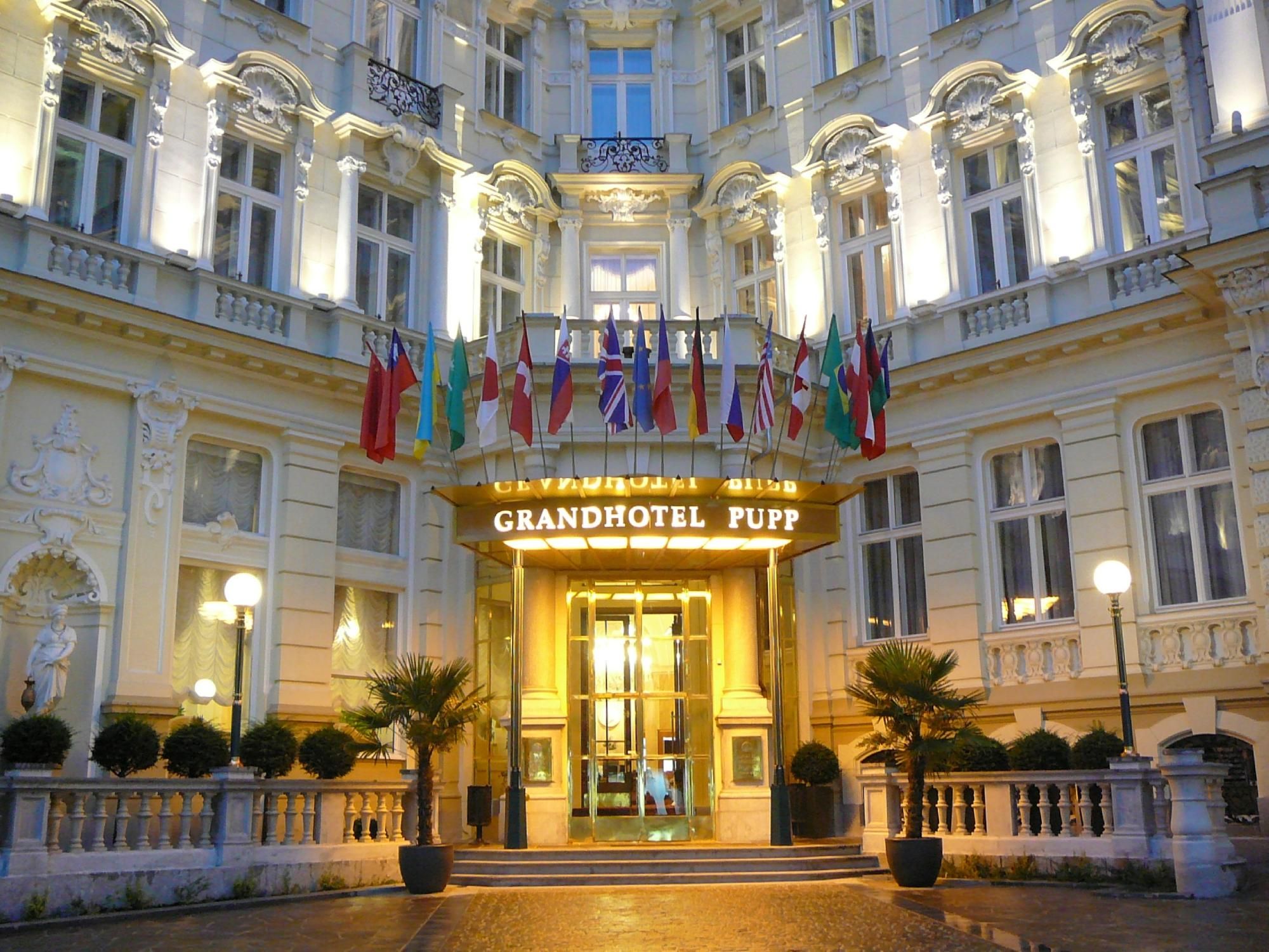 https://mdw-travel-data-us-east-1.s3.amazonaws.com/img/country/Czech-Republic/Grandhotel-Pupp/img_01.jpg