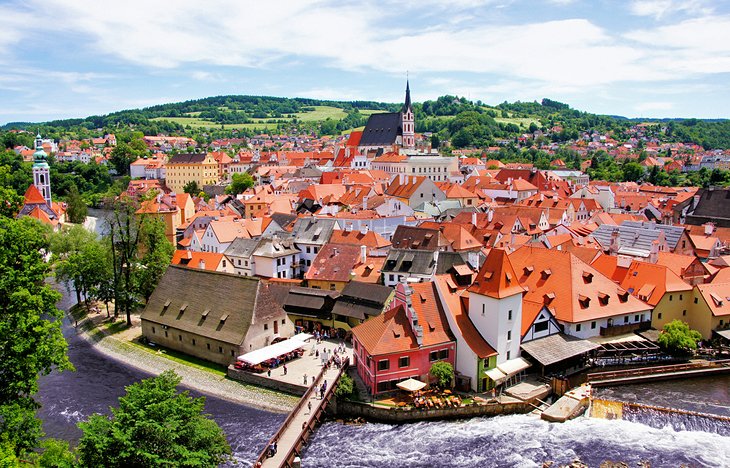 https://mdw-travel-data-us-east-1.s3.amazonaws.com/img/country/Czech-Republic/Graphite-Mine-Cesky-Krumlov/img_02.jpg