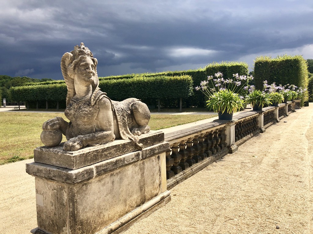 https://mdw-travel-data-us-east-1.s3.amazonaws.com/img/country/Czech-Republic/Grosssedlitz-Baroque-Garden/img_01.jpg
