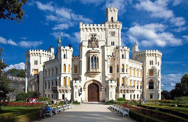https://mdw-travel-data-us-east-1.s3.amazonaws.com/img/country/Czech-Republic/Havlickuv-Brod-Castle/img_01.jpg