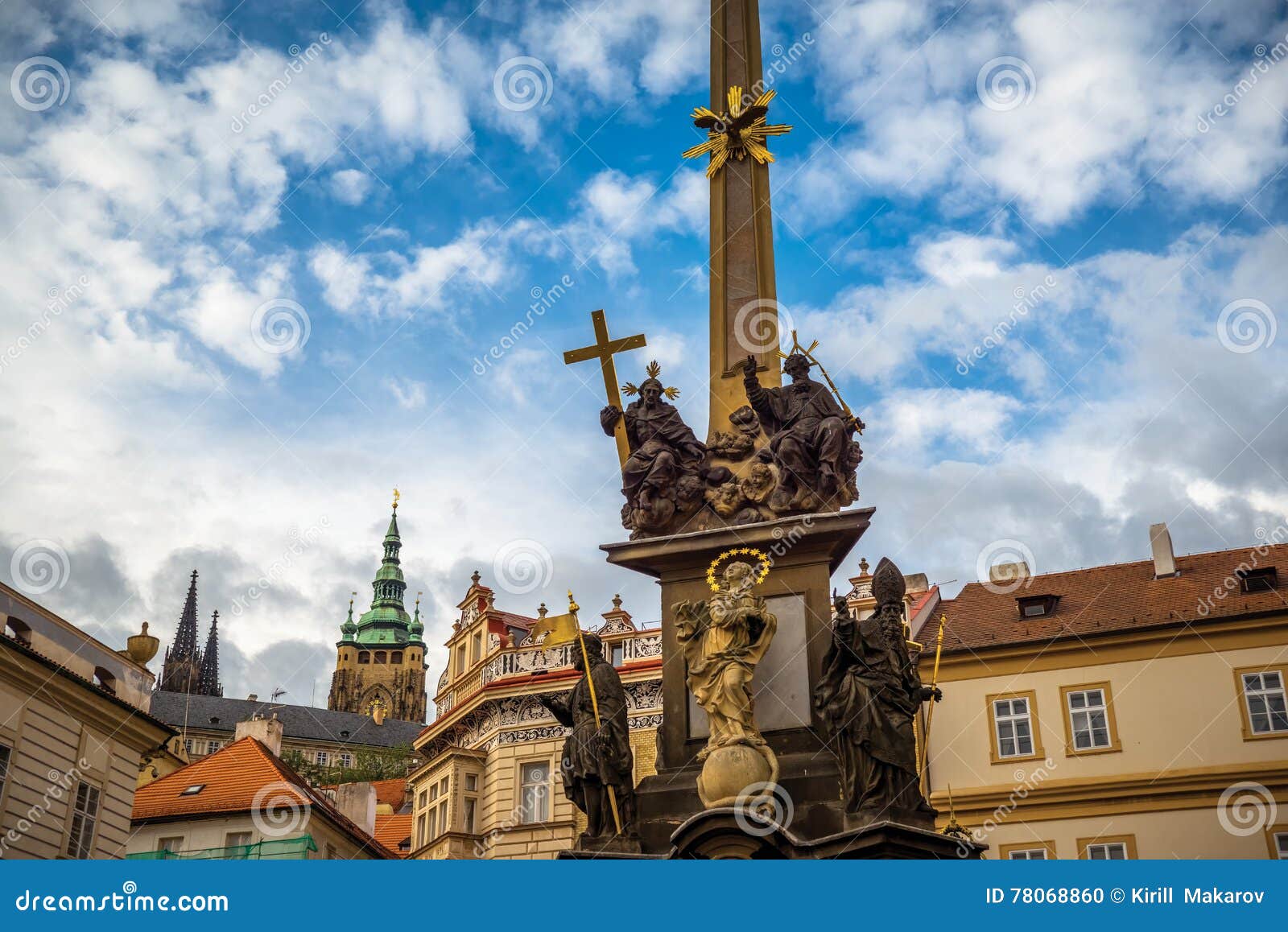 https://mdw-travel-data-us-east-1.s3.amazonaws.com/img/country/Czech-Republic/Holy-Trinity-Column/img_03.jpg