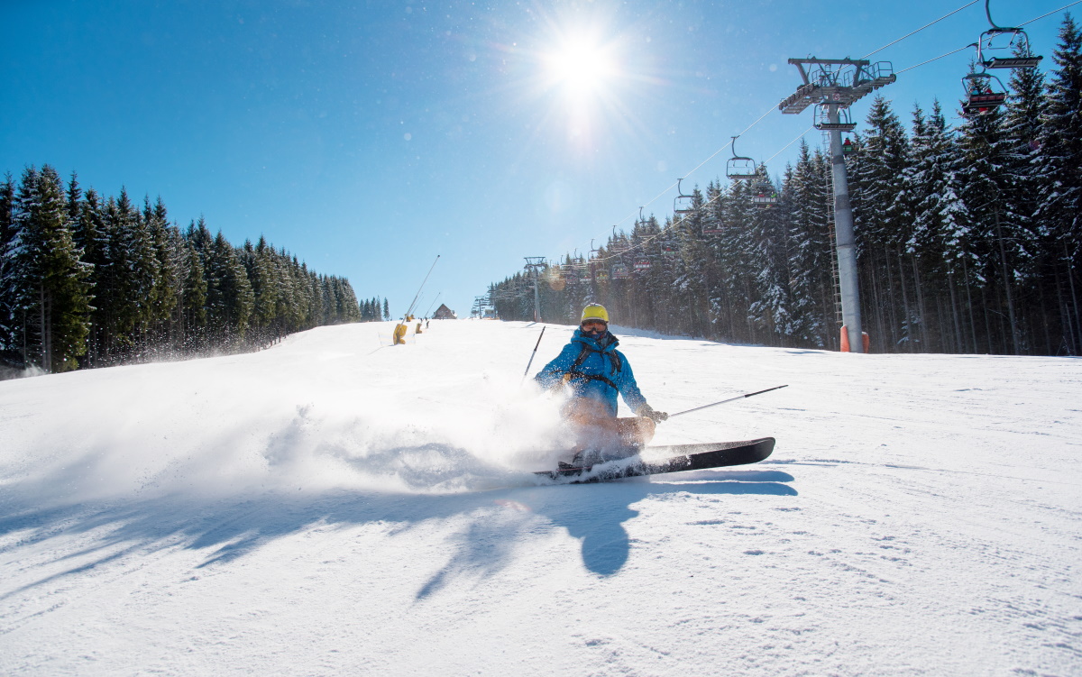 https://mdw-travel-data-us-east-1.s3.amazonaws.com/img/country/Czech-Republic/Horal-Ski-Resort/img_02.jpg