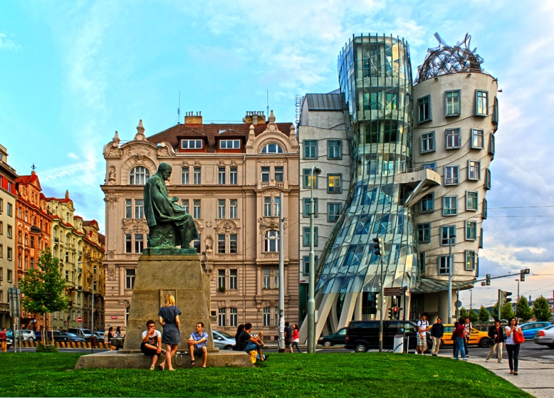 https://mdw-travel-data-us-east-1.s3.amazonaws.com/img/country/Czech-Republic/Karvina/img_01.jpg