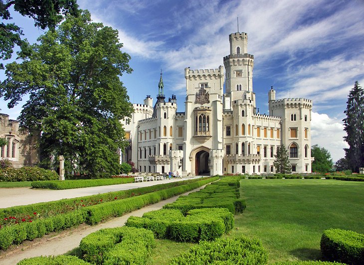https://mdw-travel-data-us-east-1.s3.amazonaws.com/img/country/Czech-Republic/Karvina/img_02.jpg