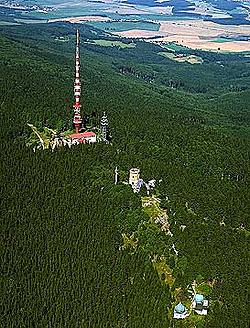 https://mdw-travel-data-us-east-1.s3.amazonaws.com/img/country/Czech-Republic/Klet-Mountain-Observatory/img_01.jpg