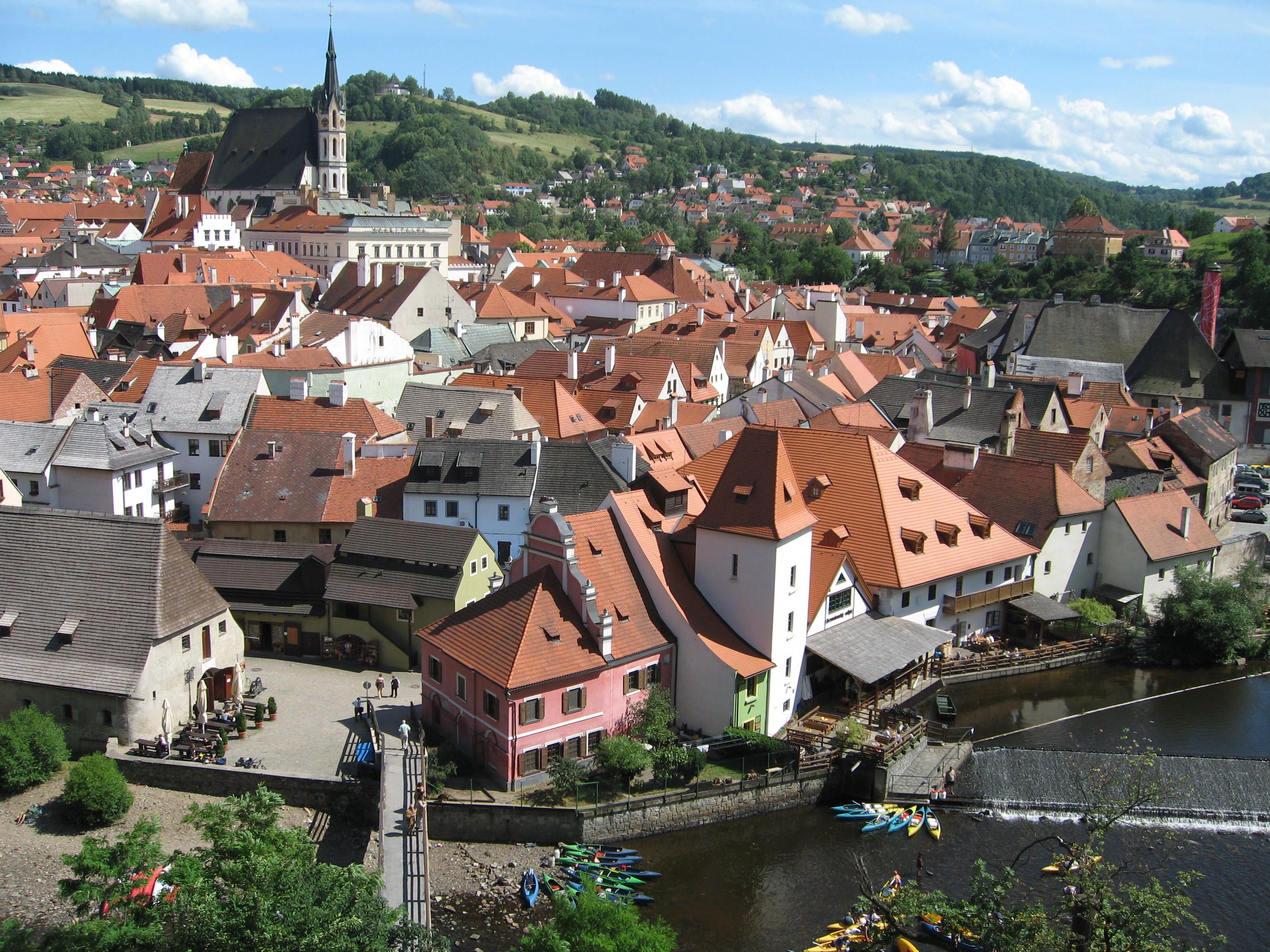 https://mdw-travel-data-us-east-1.s3.amazonaws.com/img/country/Czech-Republic/Korenov/img_01.jpg