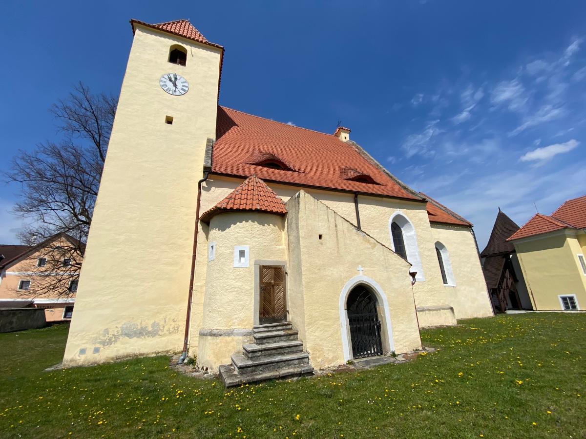 https://mdw-travel-data-us-east-1.s3.amazonaws.com/img/country/Czech-Republic/Kostel-svateho-Jana-Krtitele/img_01.jpg