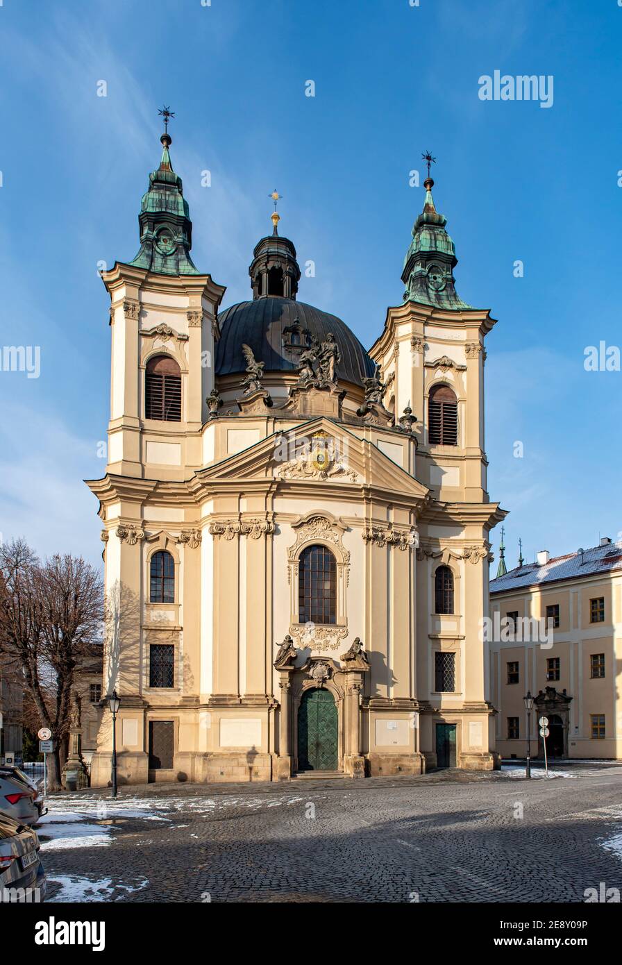https://mdw-travel-data-us-east-1.s3.amazonaws.com/img/country/Czech-Republic/Kostel-svateho-Jana-Krtitele/img_02.jpg