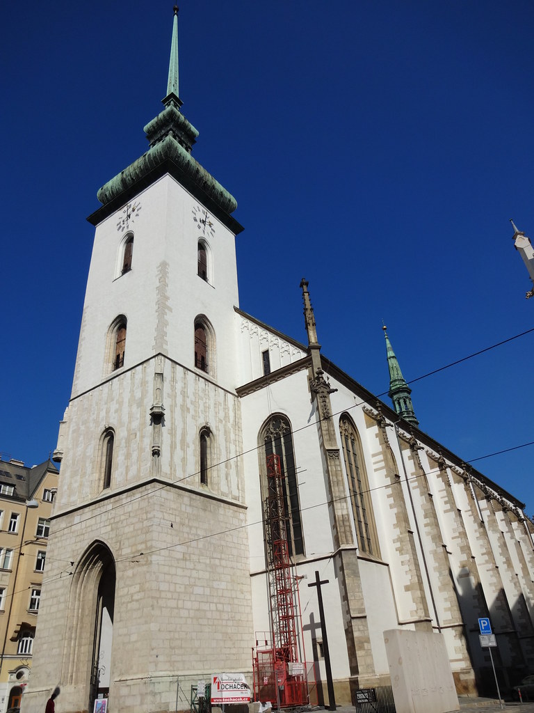 https://mdw-travel-data-us-east-1.s3.amazonaws.com/img/country/Czech-Republic/Kostel-svateho-Josefa/img_02.jpg
