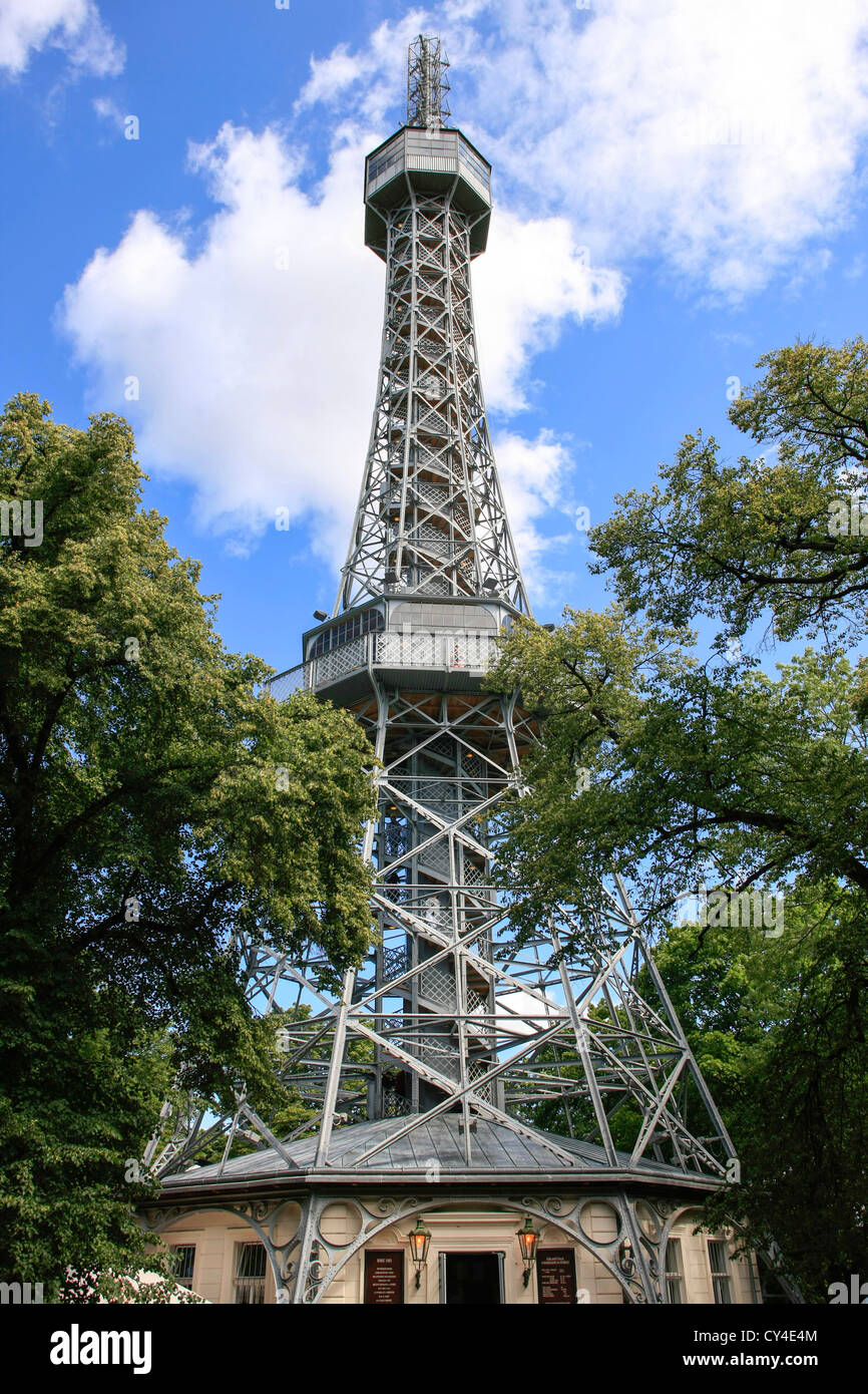 https://mdw-travel-data-us-east-1.s3.amazonaws.com/img/country/Czech-Republic/Krakovany-Lookout-Tower/img_01.jpg