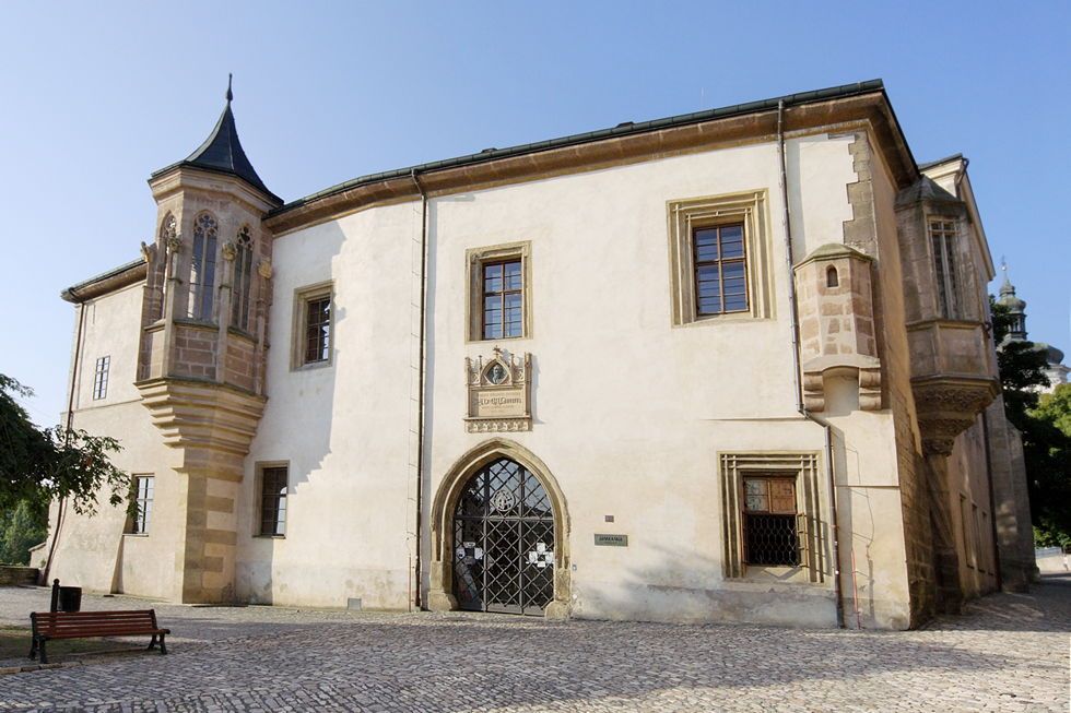 https://mdw-travel-data-us-east-1.s3.amazonaws.com/img/country/Czech-Republic/Kutna-Hora-Silver-Museum/img_01.jpg