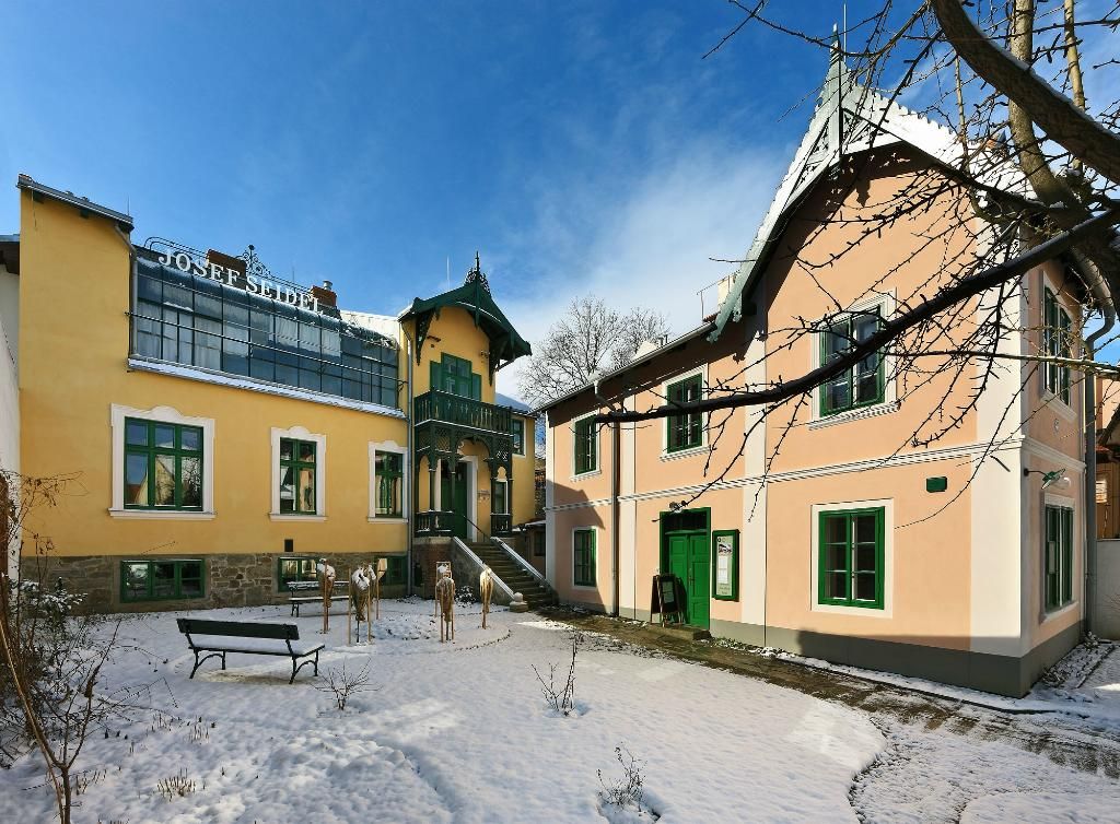https://mdw-travel-data-us-east-1.s3.amazonaws.com/img/country/Czech-Republic/Museum-Fotoatelier-Seidel/img_01.jpg
