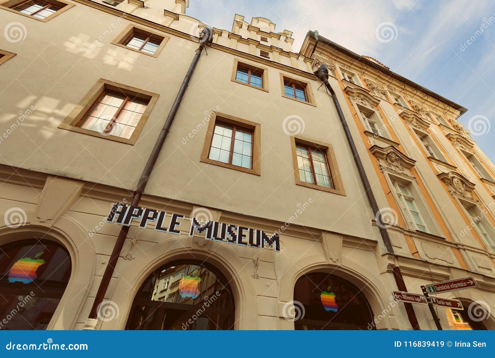 https://mdw-travel-data-us-east-1.s3.amazonaws.com/img/country/Czech-Republic/Museum-of-East-Bohemia/img_00.jpg