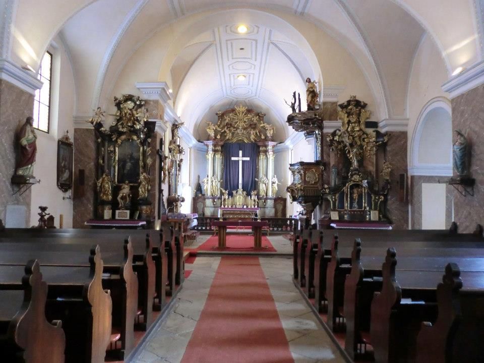 https://mdw-travel-data-us-east-1.s3.amazonaws.com/img/country/Czech-Republic/Netolice-Castle/img_02.jpg