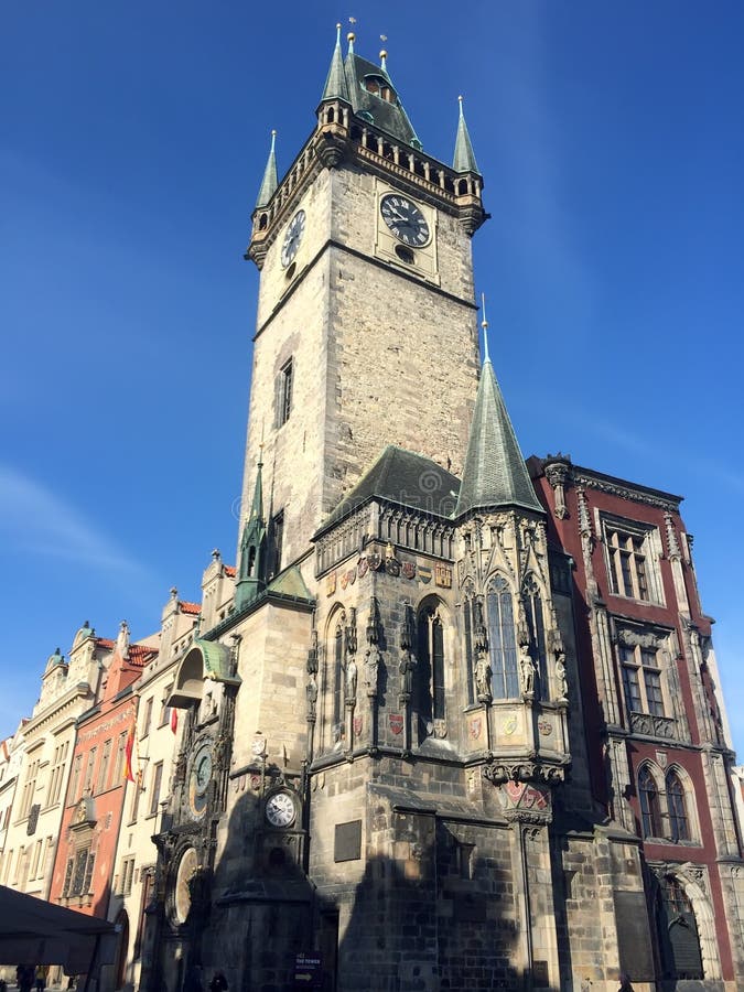 https://mdw-travel-data-us-east-1.s3.amazonaws.com/img/country/Czech-Republic/Old-Town-Hall/img_03.jpg