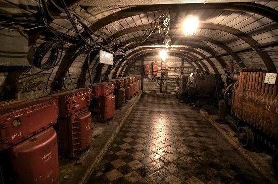 https://mdw-travel-data-us-east-1.s3.amazonaws.com/img/country/Czech-Republic/Oslavany-Open-Air-Mining-Museum/img_01.jpg