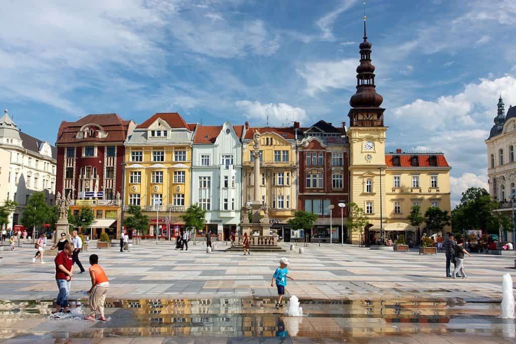 https://mdw-travel-data-us-east-1.s3.amazonaws.com/img/country/Czech-Republic/Ostrava/img_01.jpg