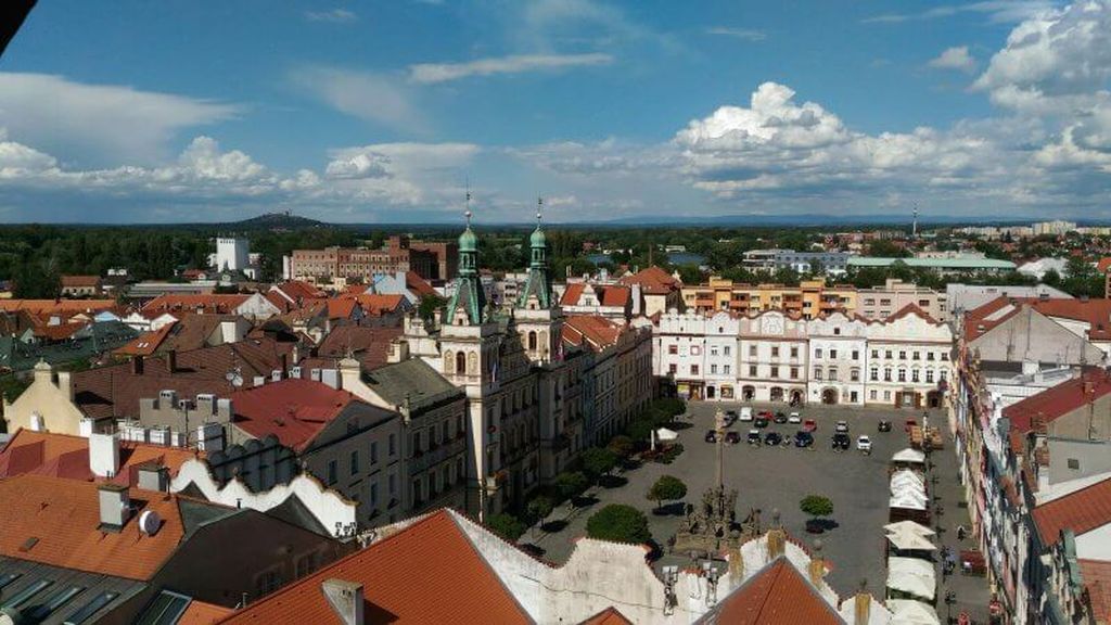 https://mdw-travel-data-us-east-1.s3.amazonaws.com/img/country/Czech-Republic/Pardubice/img_03.jpg