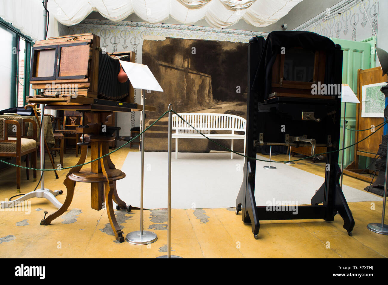 https://mdw-travel-data-us-east-1.s3.amazonaws.com/img/country/Czech-Republic/Photo-Atelier-Seidel/img_03.jpg