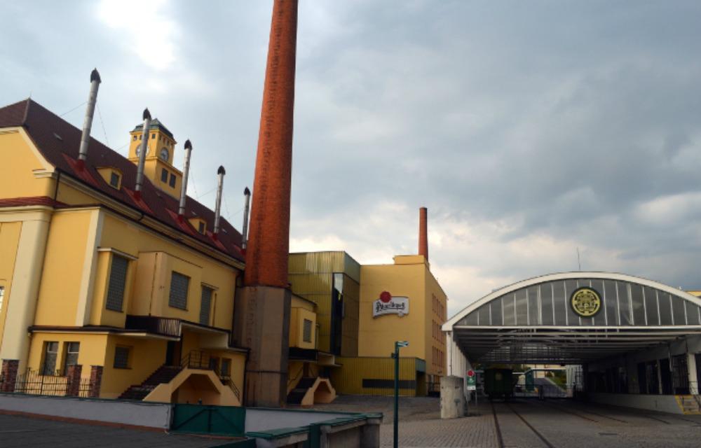 https://mdw-travel-data-us-east-1.s3.amazonaws.com/img/country/Czech-Republic/Pilsner-Urquell-Underground/img_03.jpg