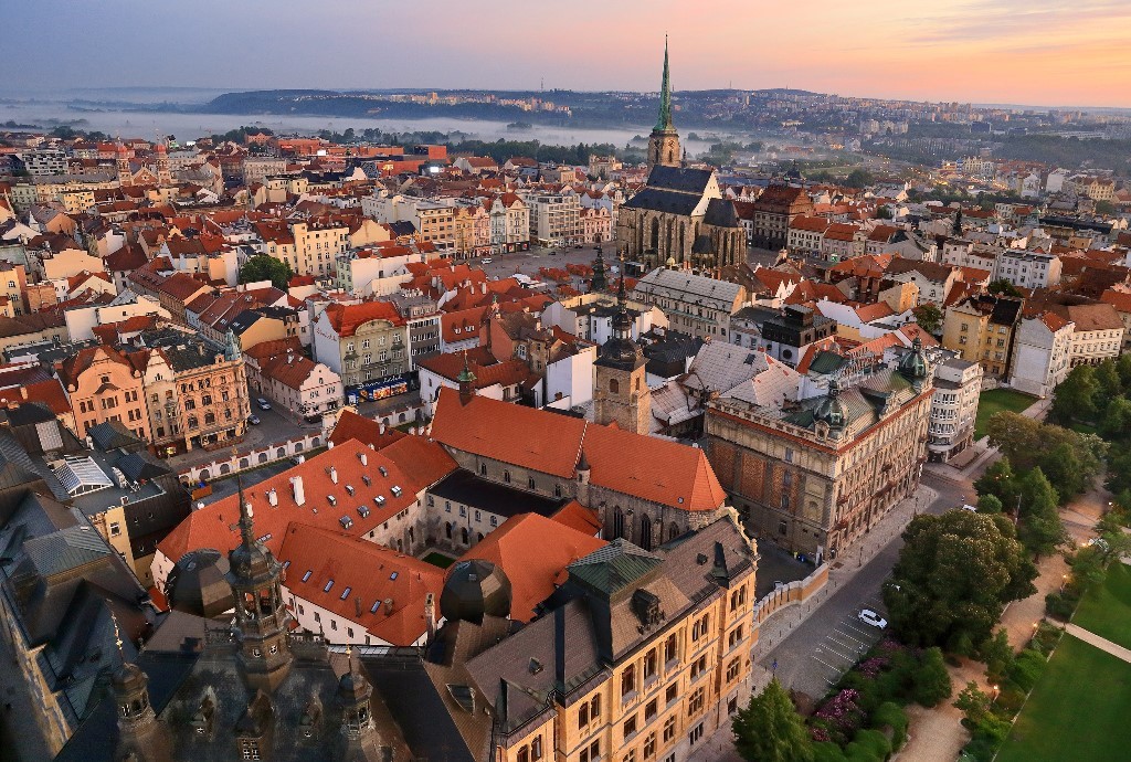 https://mdw-travel-data-us-east-1.s3.amazonaws.com/img/country/Czech-Republic/Plzen-Historical-Museum/img_00.jpg
