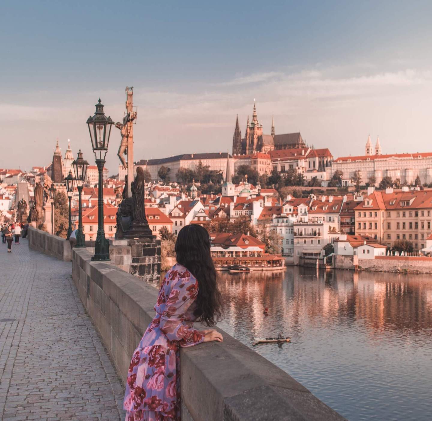 https://mdw-travel-data-us-east-1.s3.amazonaws.com/img/country/Czech-Republic/Prague-Municipal-House/img_03.jpg