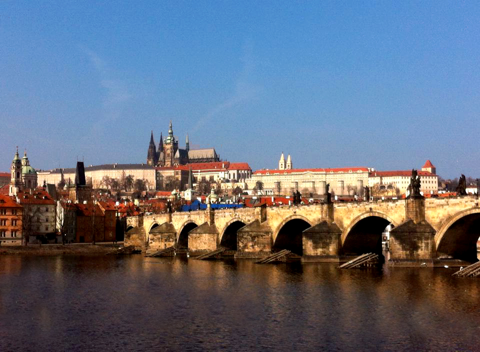 https://mdw-travel-data-us-east-1.s3.amazonaws.com/img/country/Czech-Republic/Queen-Kunigundes-Bridge/img_02.jpg