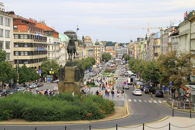 https://mdw-travel-data-us-east-1.s3.amazonaws.com/img/country/Czech-Republic/Ressel-Square/img_03.jpg