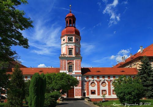 https://mdw-travel-data-us-east-1.s3.amazonaws.com/img/country/Czech-Republic/Roudnice-nad-Labem/img_01.jpg