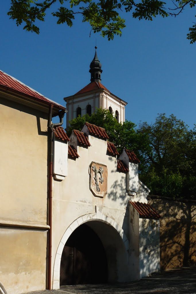 https://mdw-travel-data-us-east-1.s3.amazonaws.com/img/country/Czech-Republic/Roudnice-nad-Labem/img_03.jpg