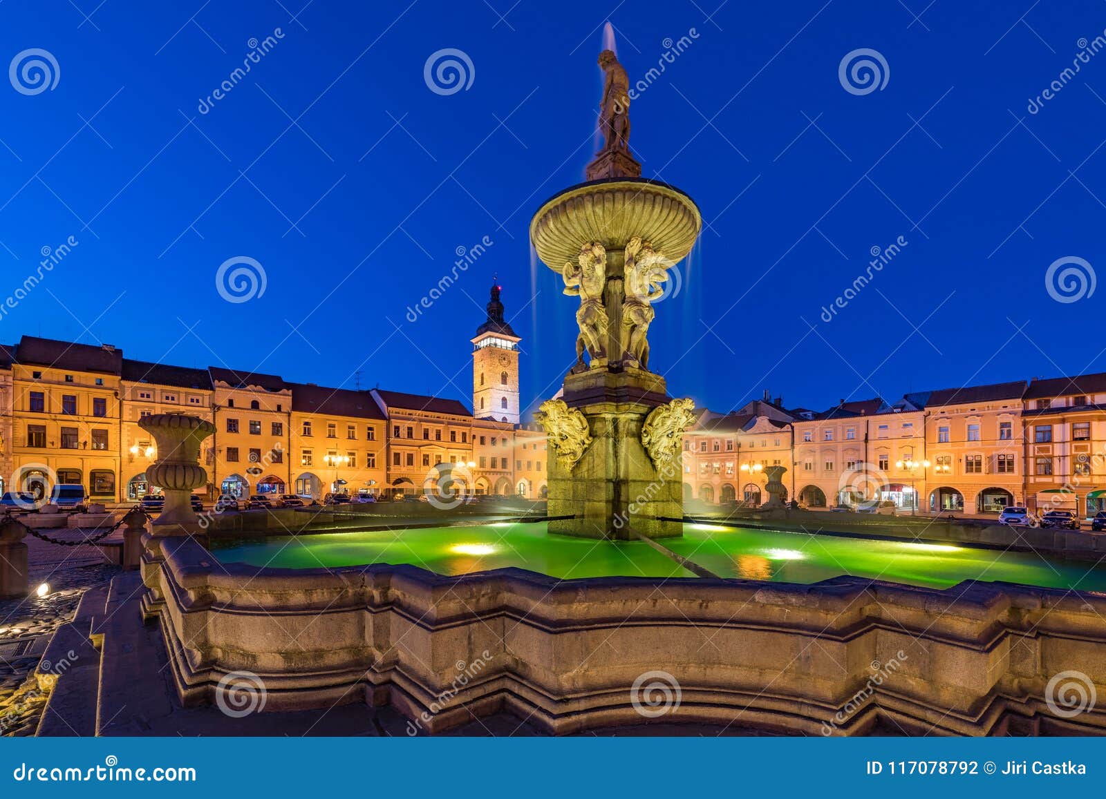 https://mdw-travel-data-us-east-1.s3.amazonaws.com/img/country/Czech-Republic/Samson-Fountain/img_03.jpg